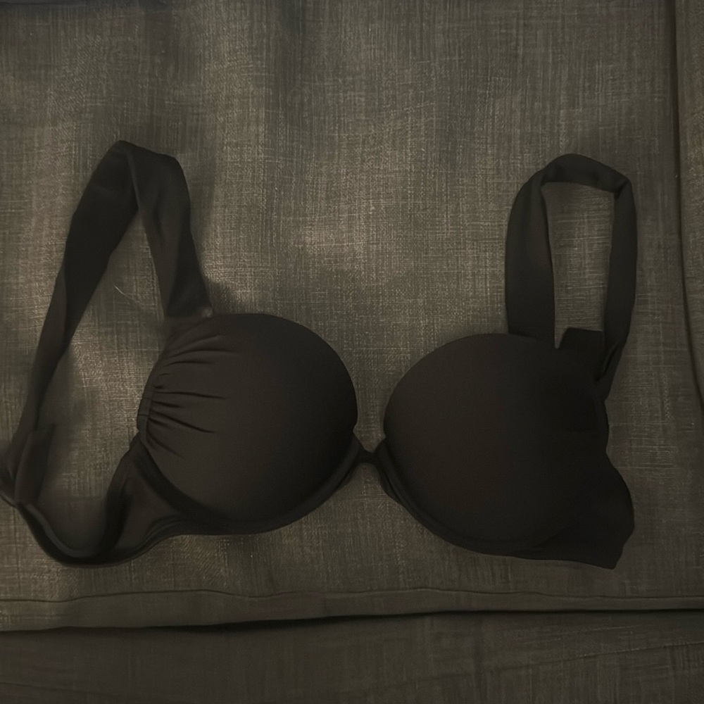 Victoria’s Secret Black Bombshell Bikini Top 32A
